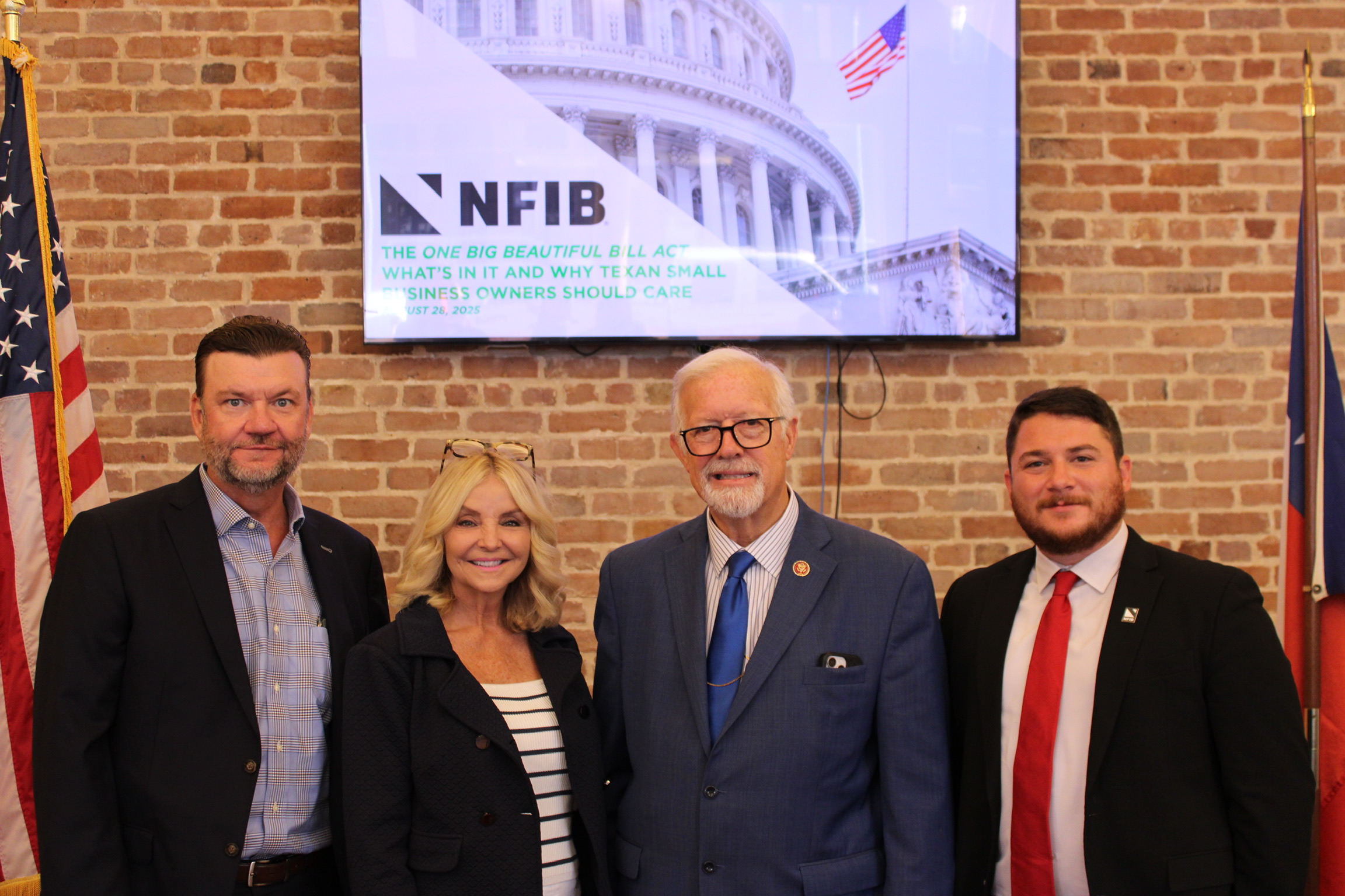 Congressman Randy Weber Addresses Small Business Community in Galveston